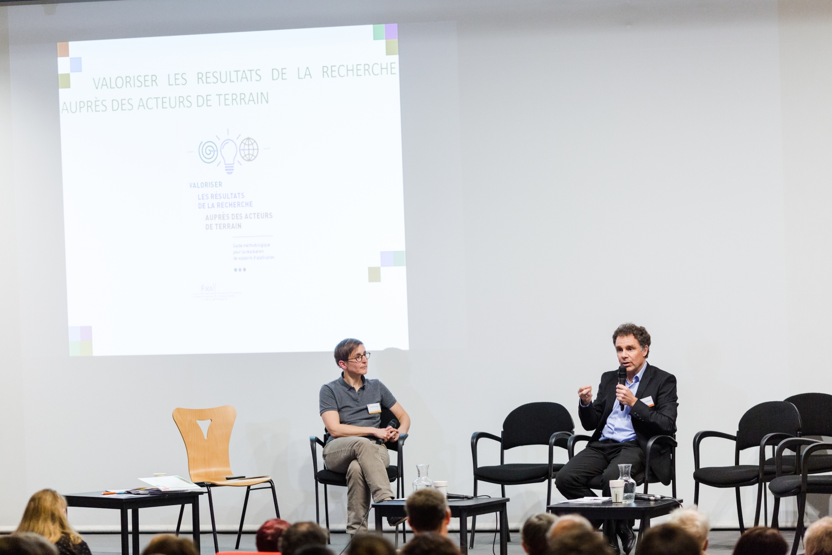 Philippe chervin présentant le guide méthodologique, Rencontre 2018, photo